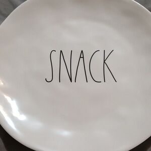 Rae Dunn plates